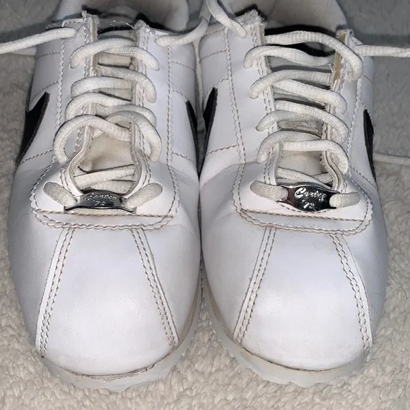 Nike Cortez Sneakers White & Black Kids 4 - Picture 2 of 12